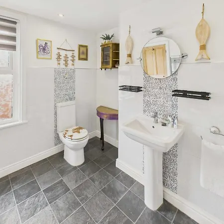 Holiday home Host & - Falcon Retreat Whitby