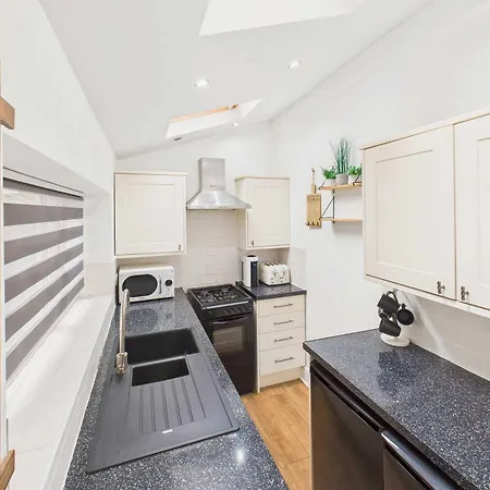 Host & - Falcon Retreat Holiday home Whitby